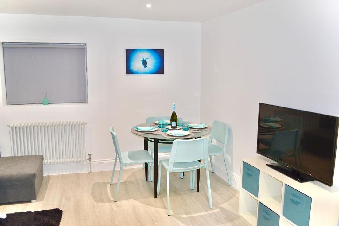 Fidelity Stays Beach Themed Apartment Brighton Exterior foto